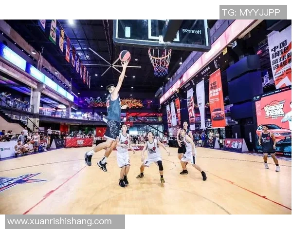 武汉篮球队配合默契创新高引领全国篮球新潮流