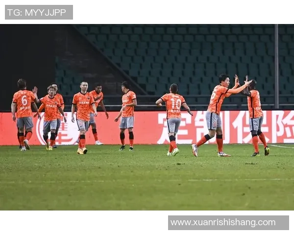 深圳足球队快攻战术解析与战绩展望