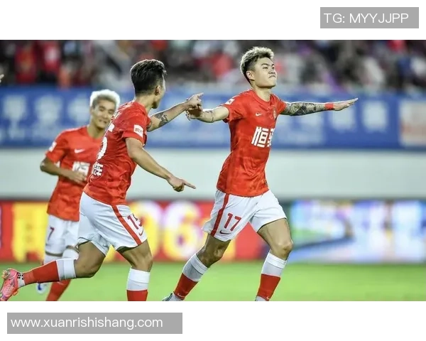 重庆排球队以71分稳居锦标赛积分榜首位,争冠形势一片大好 重庆排球队以71分稳居锦标赛积分榜首位,争冠形势一片大好